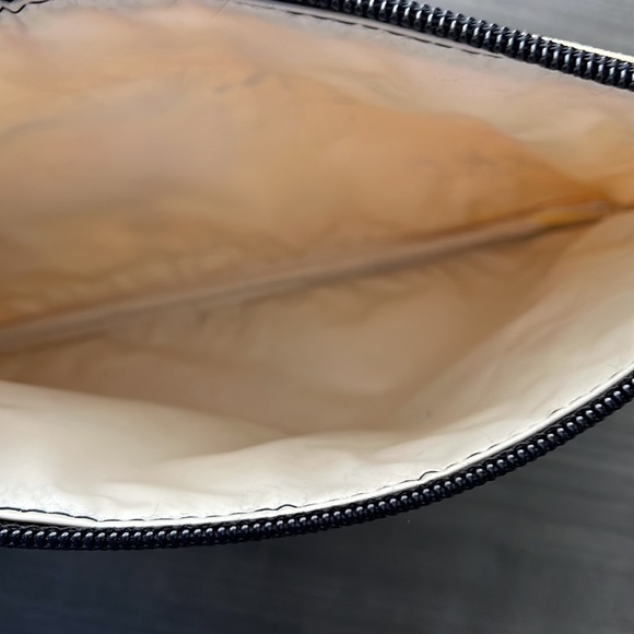 Lot of 2 make up bags - Picture 5 of 5